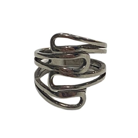 Ατσάλινο γυναικείο δαχτυλίδι με μοντέρνο σχέδιο