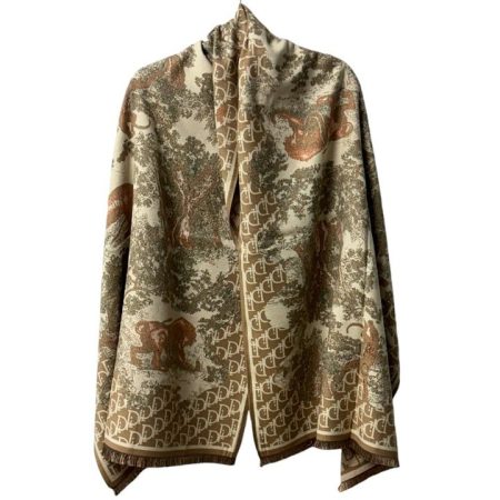 Εσάρπα διπλής όψης με ιδιαίτερο σχέδιο