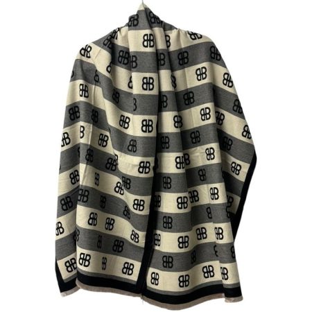 Εσάρπα διπλής όψης σε αποχρώσεις μαύρο και μπεζ